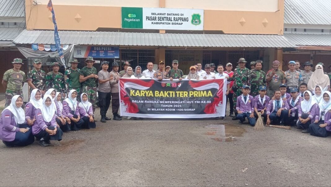 Kodim 1420/Sidrap Gelar Karya Bakti, Peringati HUT ke-80 TNI di Pasar Sentral Rappang