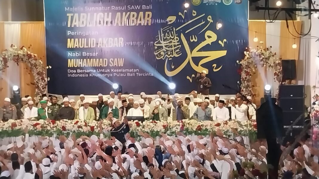 Hadiri Tabligh Akbar Maulid Nabi Muhammad SAW 1447 H, Danramil Klungkung Rajut Sinergi Dan Harmoni Wujudkan Indonesia Damai