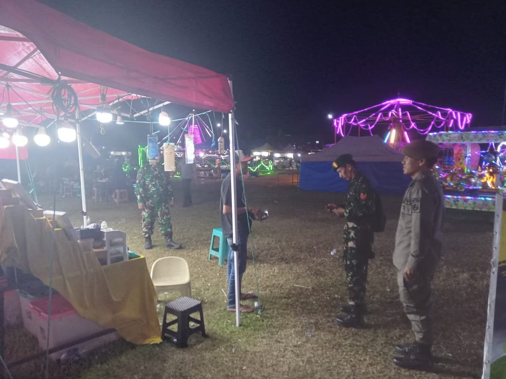 Tingkatkan Keamanan dan Ketertiban, Plt Danramil 1420-04/Watang Pulu Pimpin Patroli Gabungan di Uluale