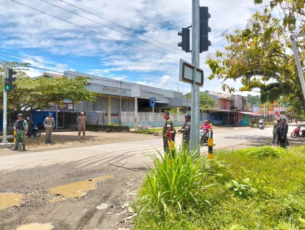 Kodim 1705/Nabire Rutin Gelar Patroli Terpadu Ciptakan Situasi Aman