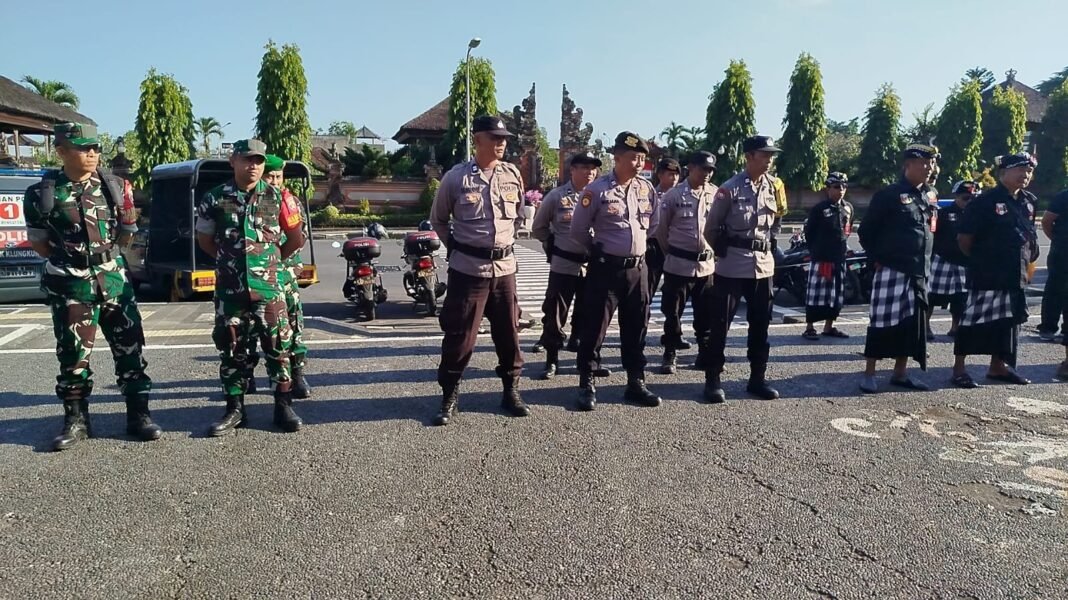 Jangan Pecah Belah Kami, Patroli Gabungan Di Kecamatan Klungkung Libatkan Gojek