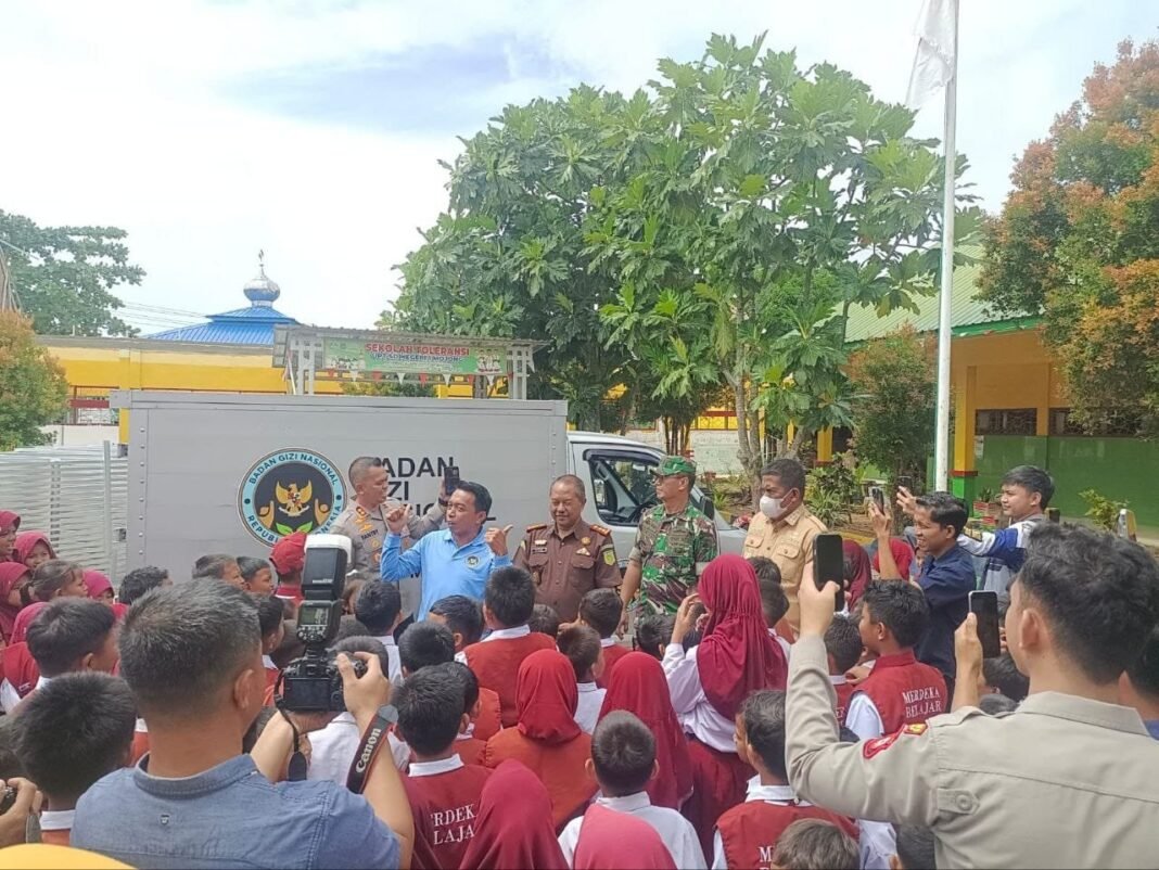 Kasdim Wakili Dandim 1420/Sidrap mengikuti Kegiatan Launching Satuan Pelayanan Pemenuhan Gizi (SPPG) Mojong Watang Sidenreng