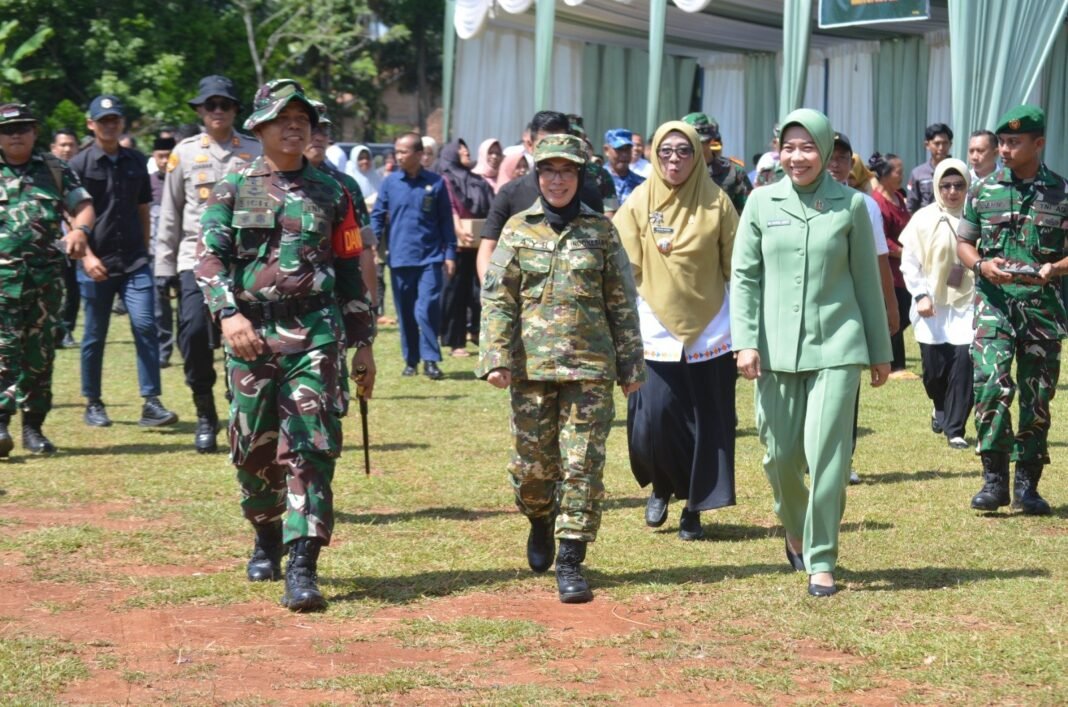 Upacara Pembukaan TMMD ke-126 Kodim 0427/Way Kanan Resmi Dibuka oleh Bupati Way Kanan Ibu Ayu Asalasiyah