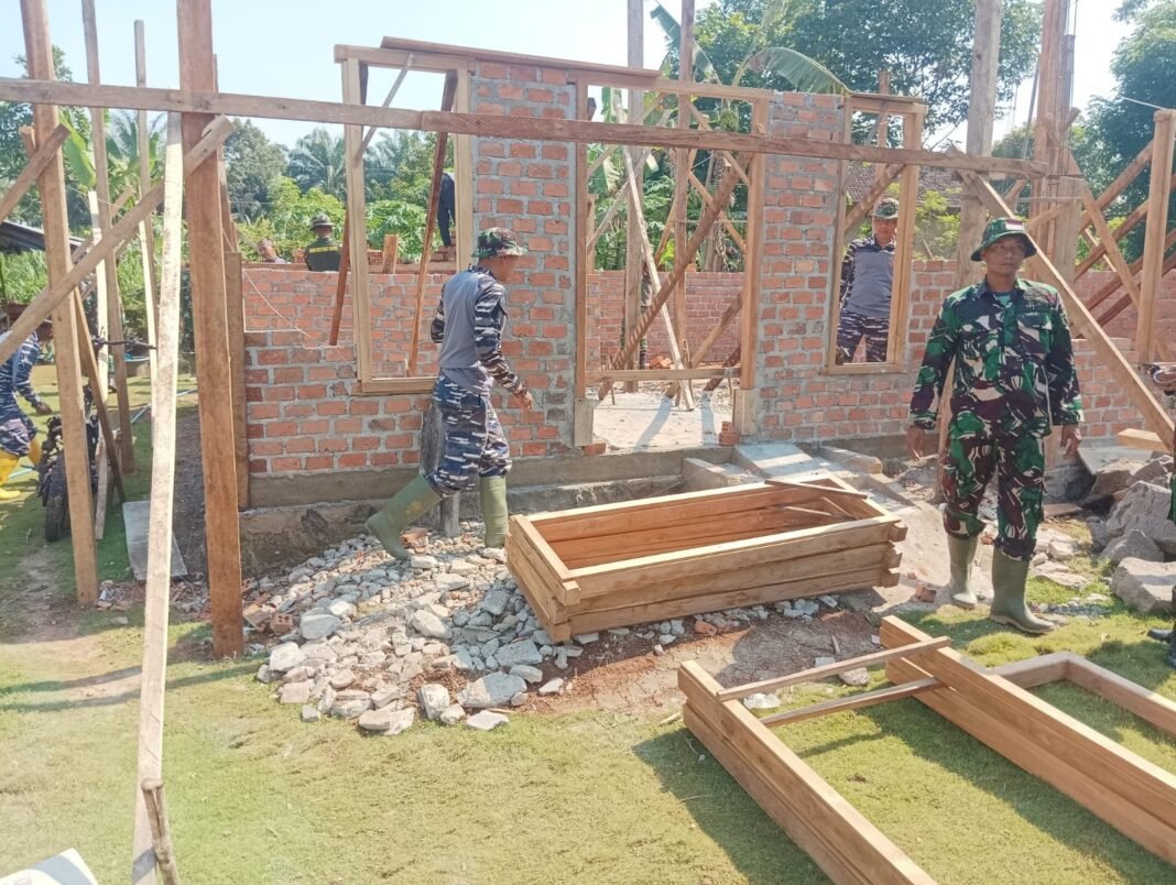 Dari Bata ke Harapan: TMMD 126 Kodim 0427/Way Kanan Bangun Rumah Bapak Parnen