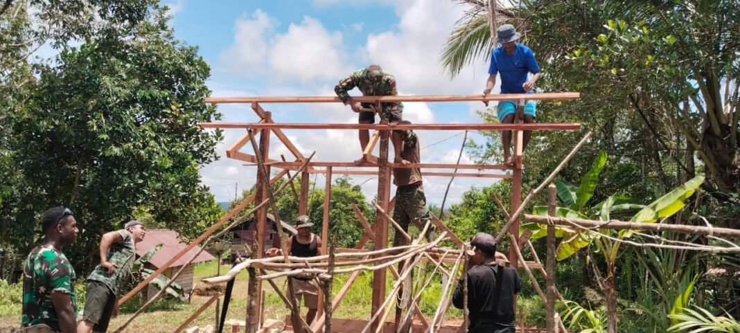 Wujud Kepedulian TNI, Satgas TMMD Kodim 1711/BVD Bangun Fasilitas MCK di Waropko