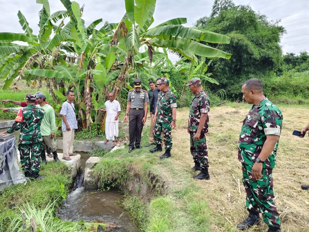 Gelar Evaluasi Bidang Bakti TNI, Tim Wasev Sterad Tinjau Langsung Sasaran Fisik Karbak TNI Satkowil Kodim Klungkung