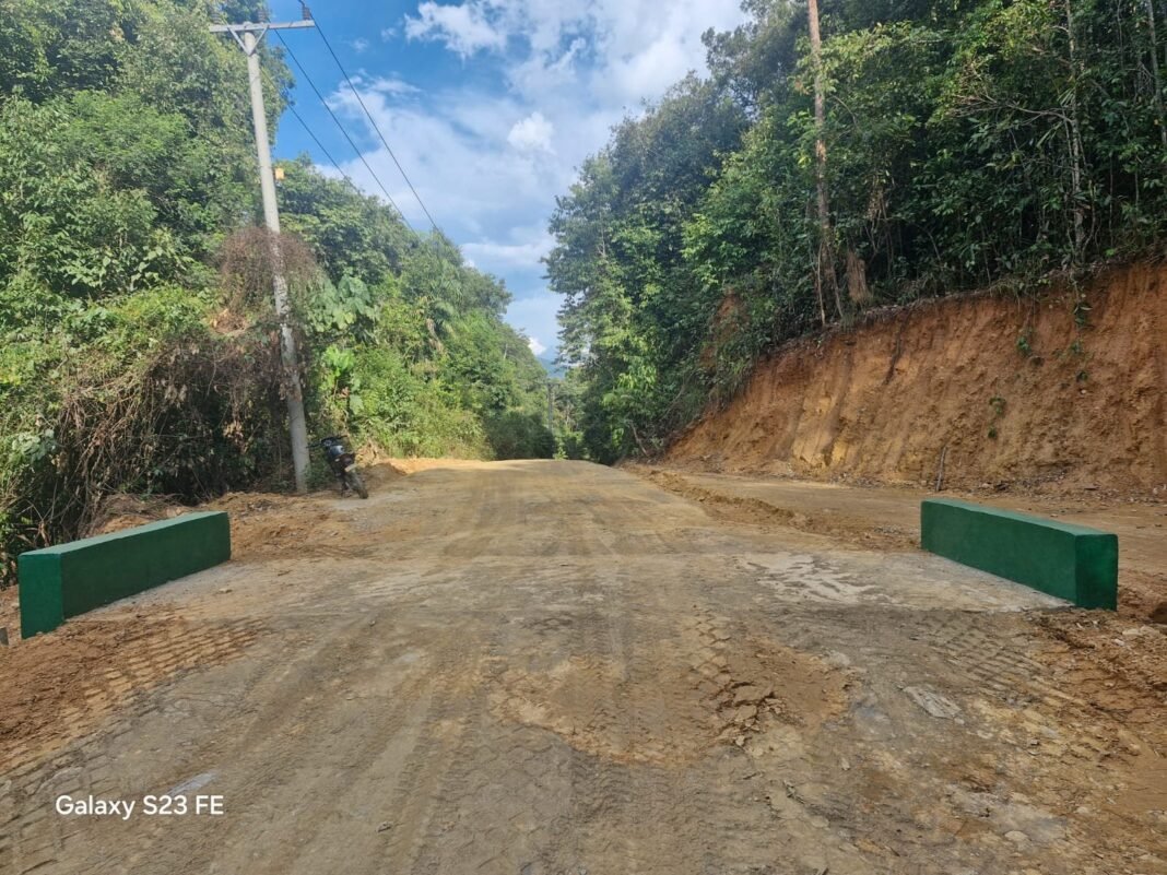 Gotong Royong Berbuah Hasil: Deker 10 TMMD 126 Kolaka Selesai Dibangun, Akses Jalan Kini Lebih Layak