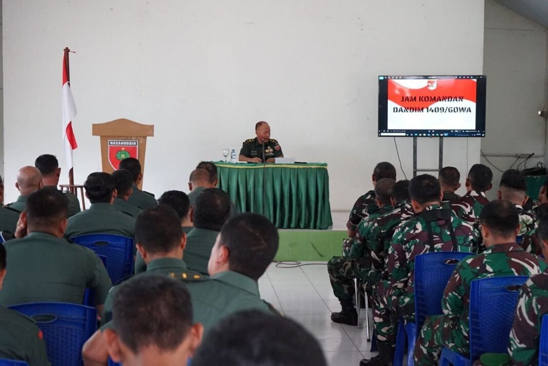 Tekankan Integritas, Kasdim 1409/Gowa Gelar Jam Pimpinan untuk Personel Militer dan PNS