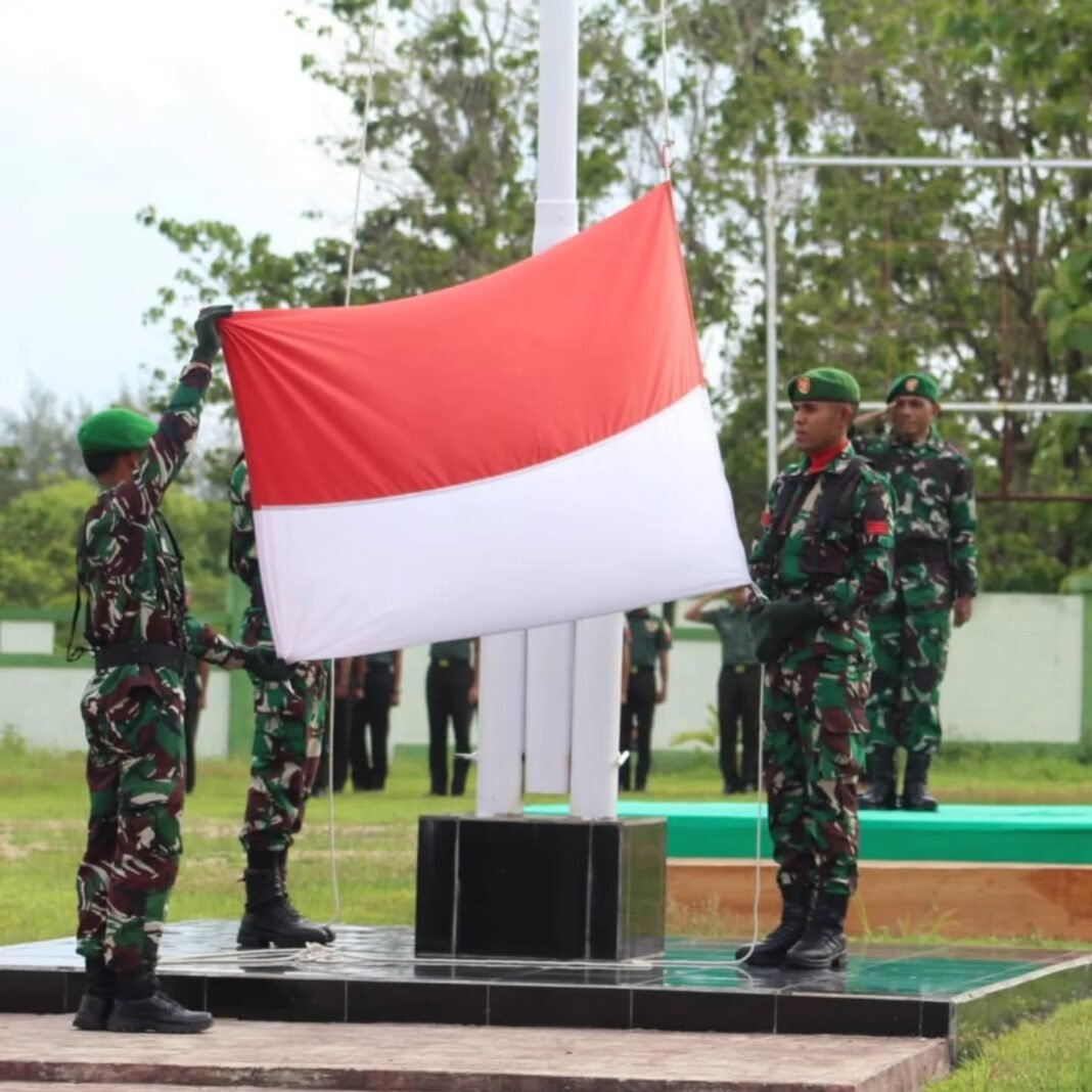 Kodim 1629/SBD Gelar Upacara Bendera Mingguan Hari Senin