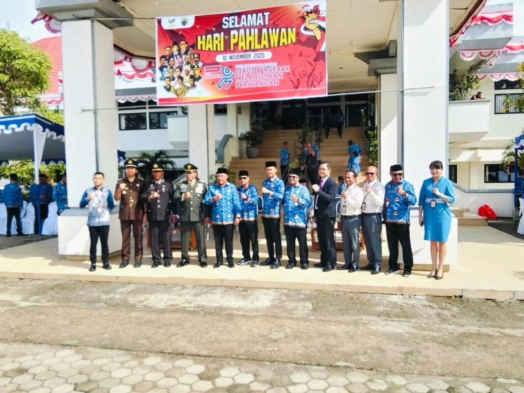 Bupati dan TNI Bersatu di Lapangan Upacara TTS: Teladani Semangat Para Pahlawan Bangsa
