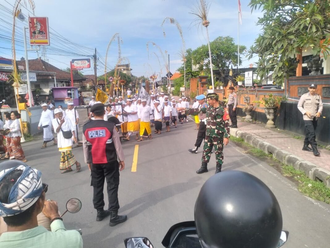 Babinsa Kusamba; Songsong Nyepi Segara, Desa Adat Kusamba Gelar Upacara Ngusaba Segara