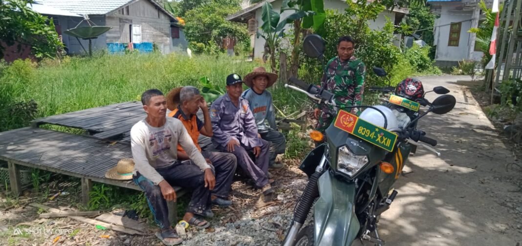 Koramil 1010-02/Tambaruntung Lakukan Patroli, Pastikan Keamanan Wilayah