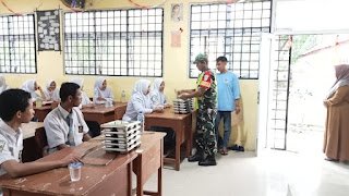 Babinsa Jajaran Korem 012/TU Edukasi Siswa Tentang Pola Makan Sehat di Kuala Pesisir