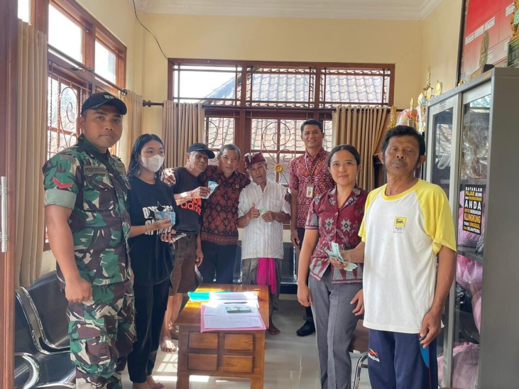 BLT DD Cair, Babinsa Tohpati Tak Lelah Ingatkan Warga Manfaatkan Bantuan Dengan Bijak