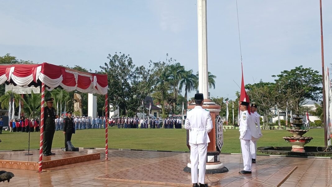 Komandan Kodim 1015/Sampit Pimpin Upacara Hari Pahlawan Tahun 2025.