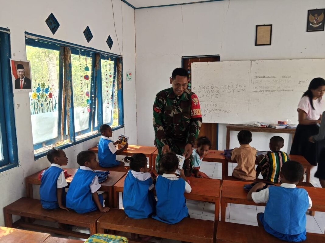 Danramil Apresiasi Babinsa yang Peduli Pendidikan Anak Usia Dini di Kuatnana