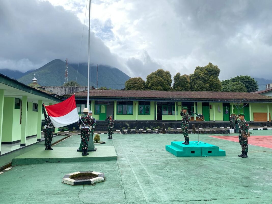 Semangat Juang Prajurit: Upacara Bendera di Makodim 1612/Manggarai Menggetarkan Jiwa Nasionalisme