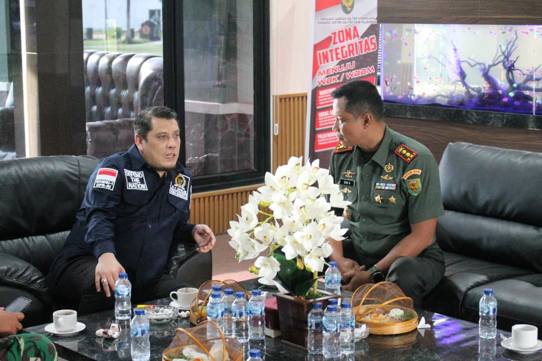 Sinergi Anggota DPR RI dan TNI untuk Kesejahteraan Masyarakat: Kunjungan Reses di Makodim Palembang