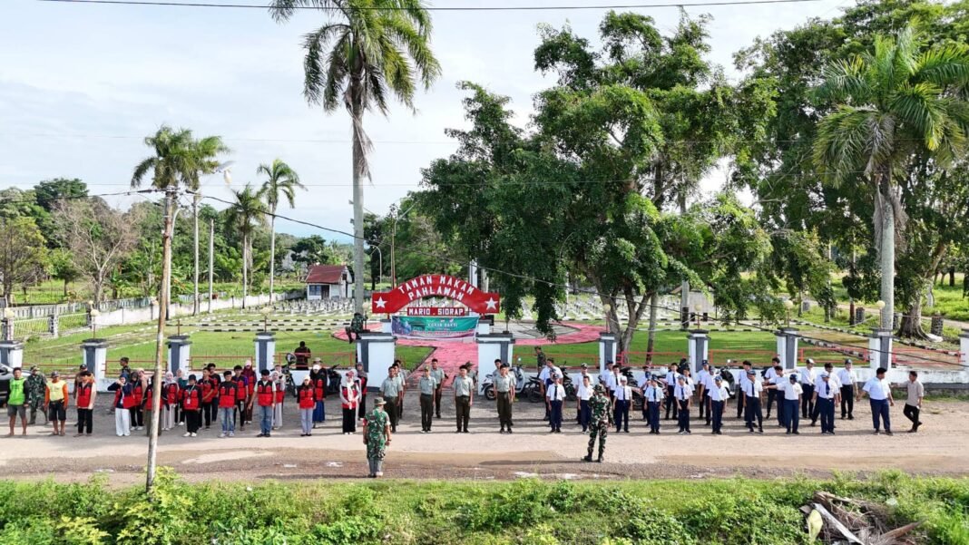 Koramil Panca Rijang Laksanakan Karya Bakti HUT Korem 141/TP Ke-69 di TMP Mario