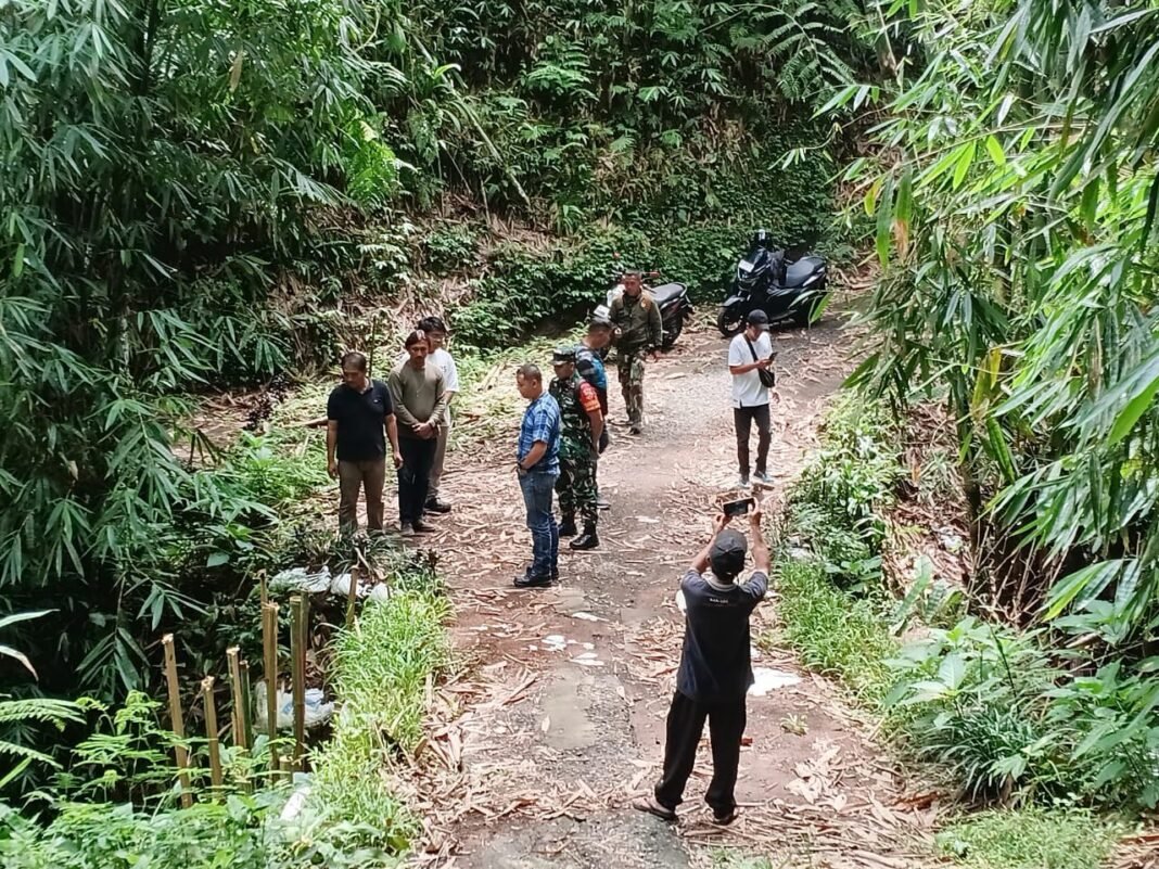 Pembangunan Jembatan di Desa Kayubihi: TNI Turun Tangan Cek Lokasi