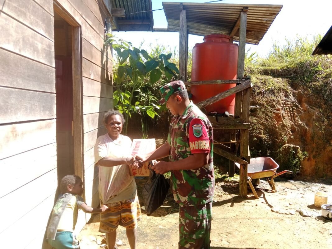 Komsos Babinsa: Membangun Keharmonisan dengan Masyarakat di Mapia