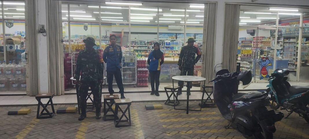 Sinergitas TNI dan Pemadam Kebakaran Tingkatkan Keamanan di Kecamatan Panca Lautang