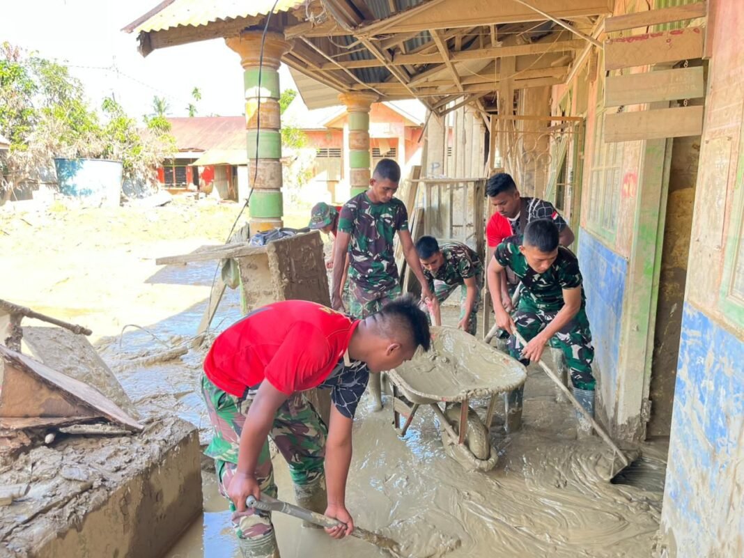 Yonif 117/KY Jajaran Korem 012/TU Peduli Dunia Pendidikan