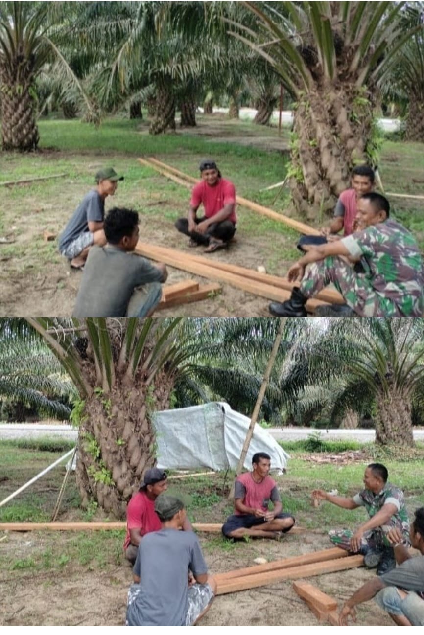 Agar Tidak Terjadi Karhutlah, Babinsa Koramil 04/Meureubo Sambangi Warga Berikan Reminder dan Warning