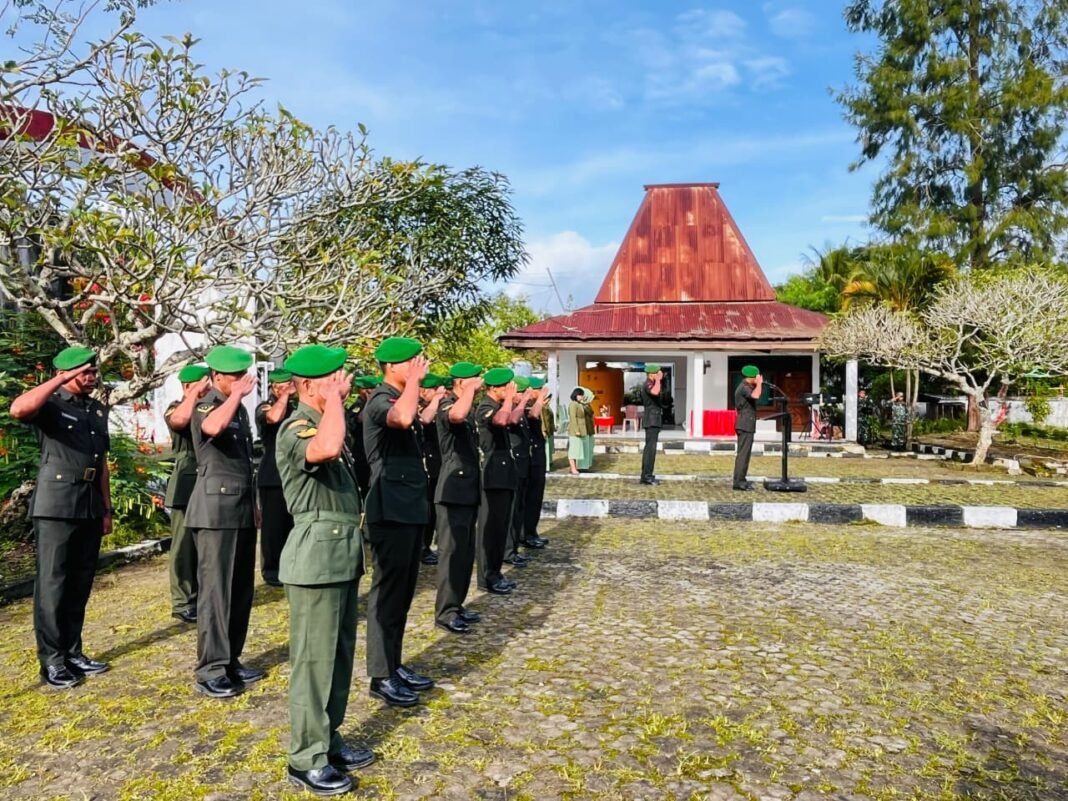 Ziarah Pahlawan di TMP Eweta: Kodim 1613/Sumba Barat Perkuat Spirit Patriotisme