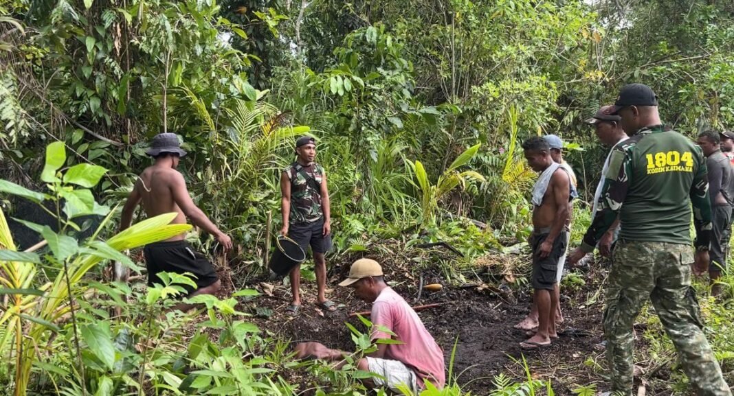 Progres TMMD 127 Kodim 1804/Kaimana Dimulai dengan Penggalian Sumur Bor di Kampung Sisir 2