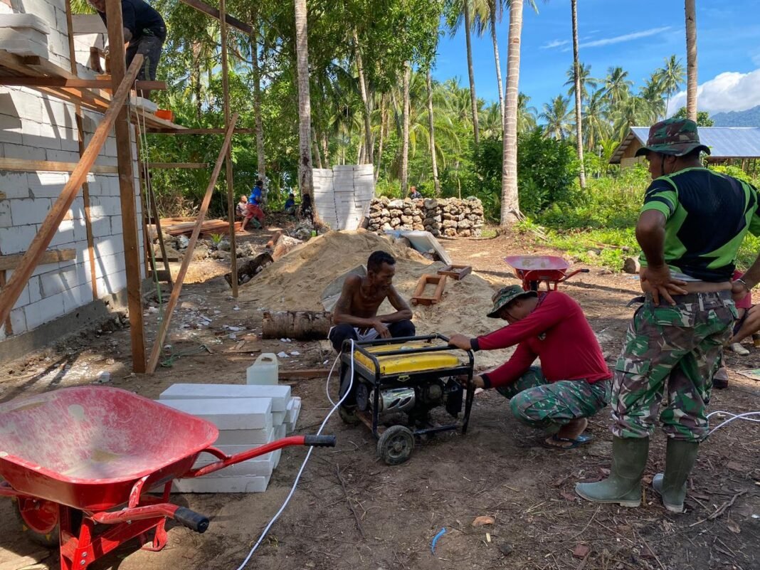 Semangat Warga Kampung Sisir 2 Percepat Progres Pembangunan Rumah TMMD