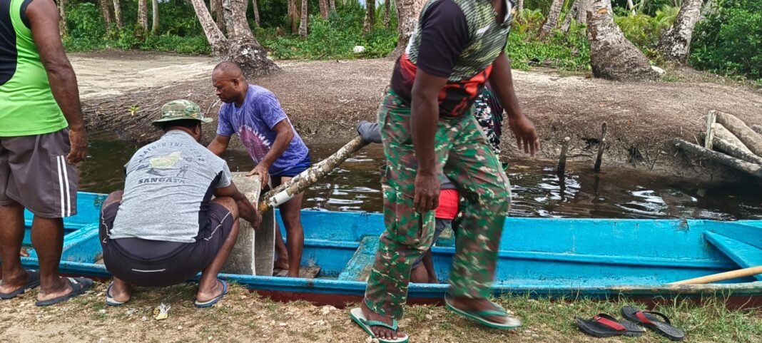 TMMD 127 Kodim 1804/Kaimana Pindahkan Cincin Sumur Bor ke Kampung Sisir 2