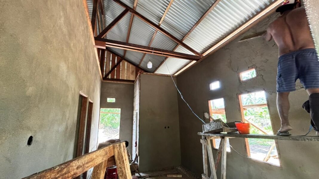 Dukungan Komunitas Percepat Progres Pembangunan TMMD 127 di Kampung Sisir 2