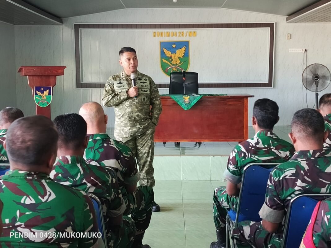 Dandim 0428/MukoMuko Berikan Arahan Menyambut Ramadhan di Aula Makodim