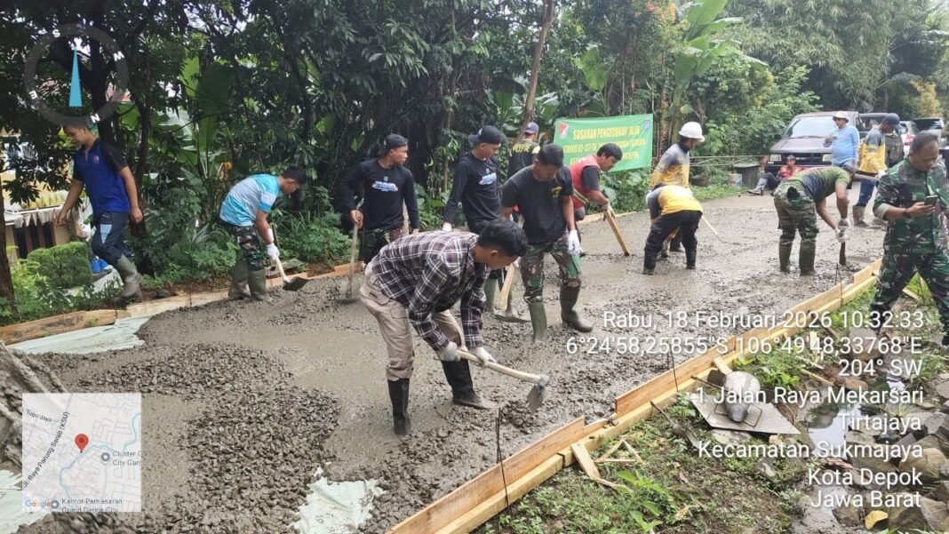 Kolaborasi TNI dan Masyarakat di TMMD Depok Capai 40 persen Pengerasan Jalan