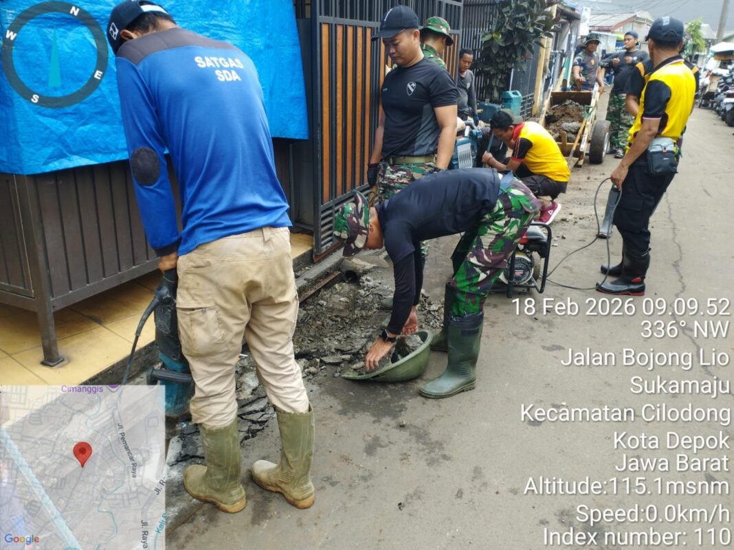 Kehadiran TNI dan Warga Rangkul Pembangunan Drainase Permanen di Cilodong