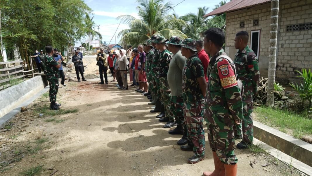 Letkol Arm Danny A.P Girsang Berikan Motivasi dalam TMMD 127 di Kendari