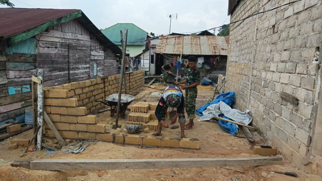 Renovasi RTLH TMMD Ke-127: TNI menunjukkan Kepedulian Nyata bagi Warga Kendari