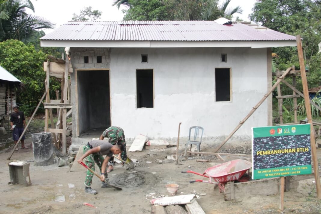 Kodim 1305/Buol Tolitoli Percepat Pembangunan RTLH di Desa Oyom