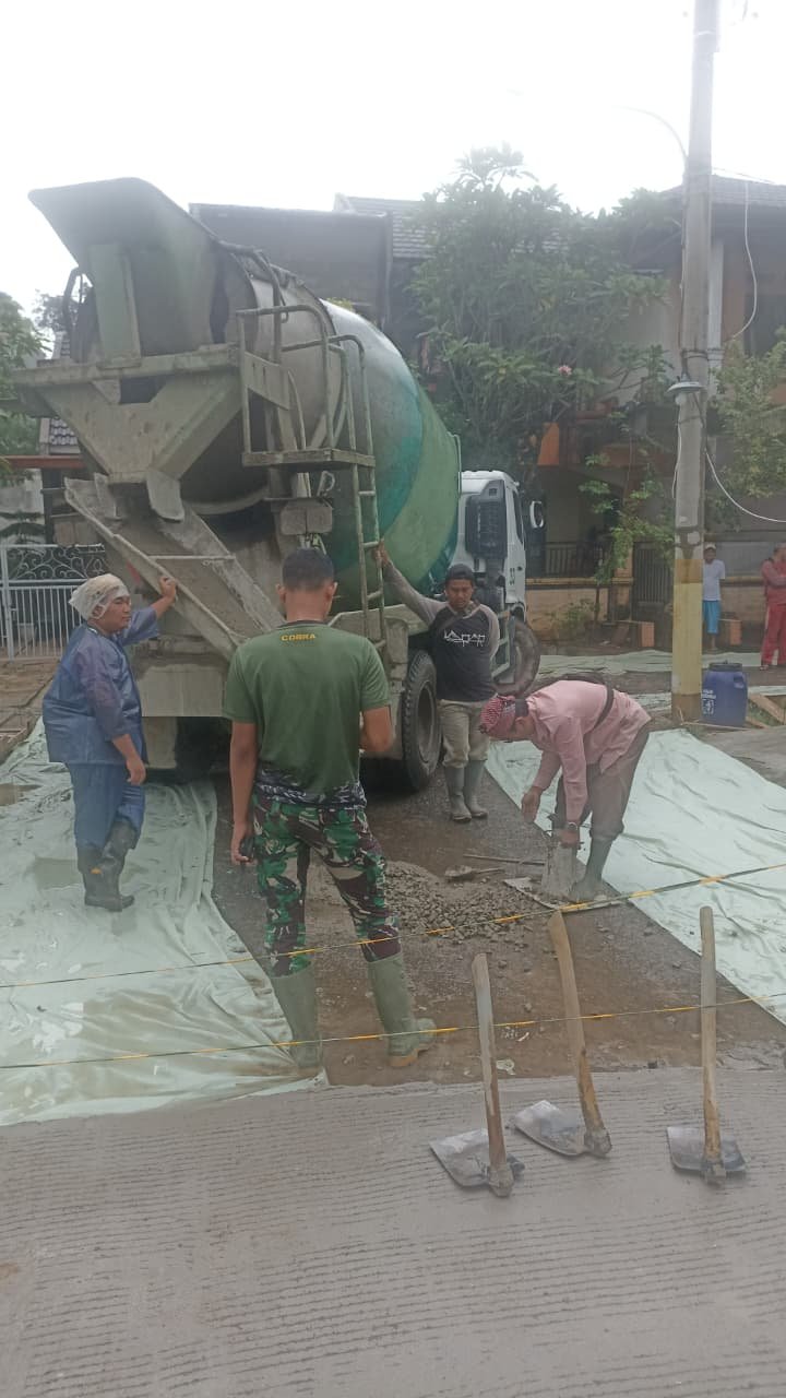 Progres Pengerasan Jalan GDC Gardenia TMMD Ke-127 Kodim 0508/Depok Mencapai 67 Persen