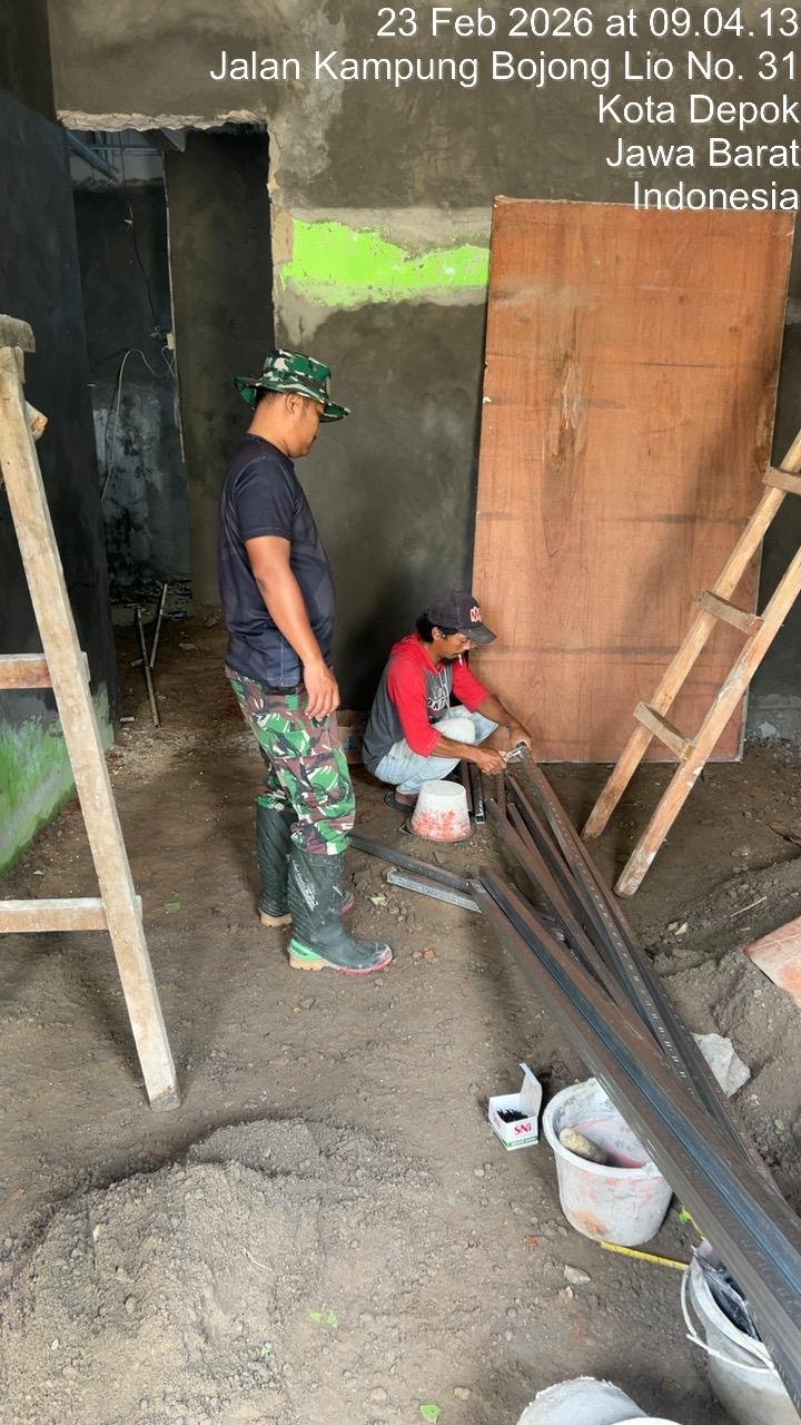 Progres Pembangunan RTLH Bapak Ujang di Sukamaju Capai 57 Persen