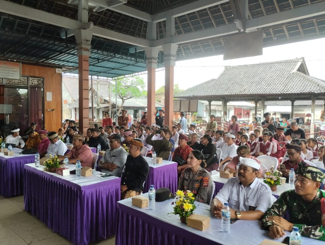 TNI Mendukung Pelestarian Budaya dalam Bulan Bahasa Bali Ke VIII