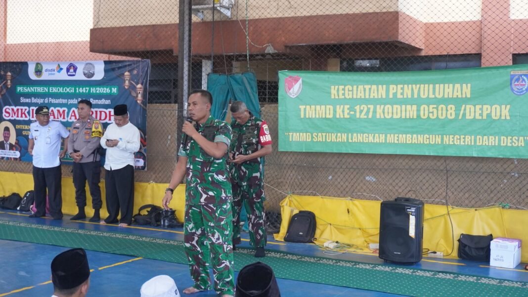 Membangun Kesadaran Pelajar Jatimulya Melalui Penyuluhan Bahaya Narkoba oleh TMMD Kodim Depok