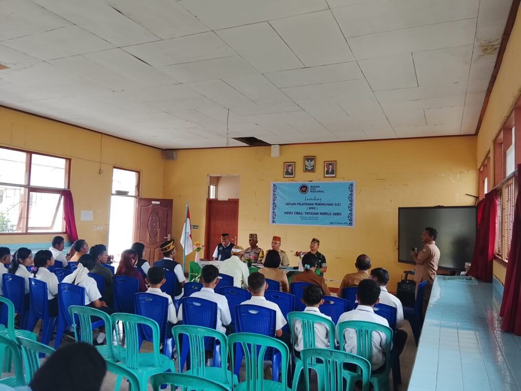 Babinsa Koramil 1612-01/Ruteng Tingkatkan Kolaborasi dalam Program Lonceng MBG di Desa Nenu