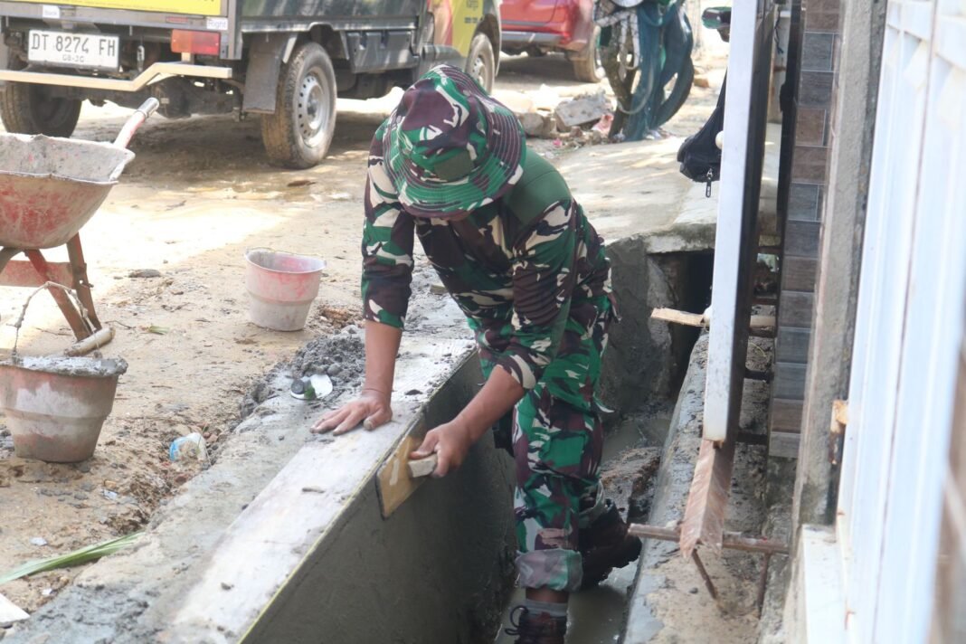 Pembangunan Drainase di Anggoeya: Satgas TMMD 127 Kendari Memasuki Tahap Akhir
