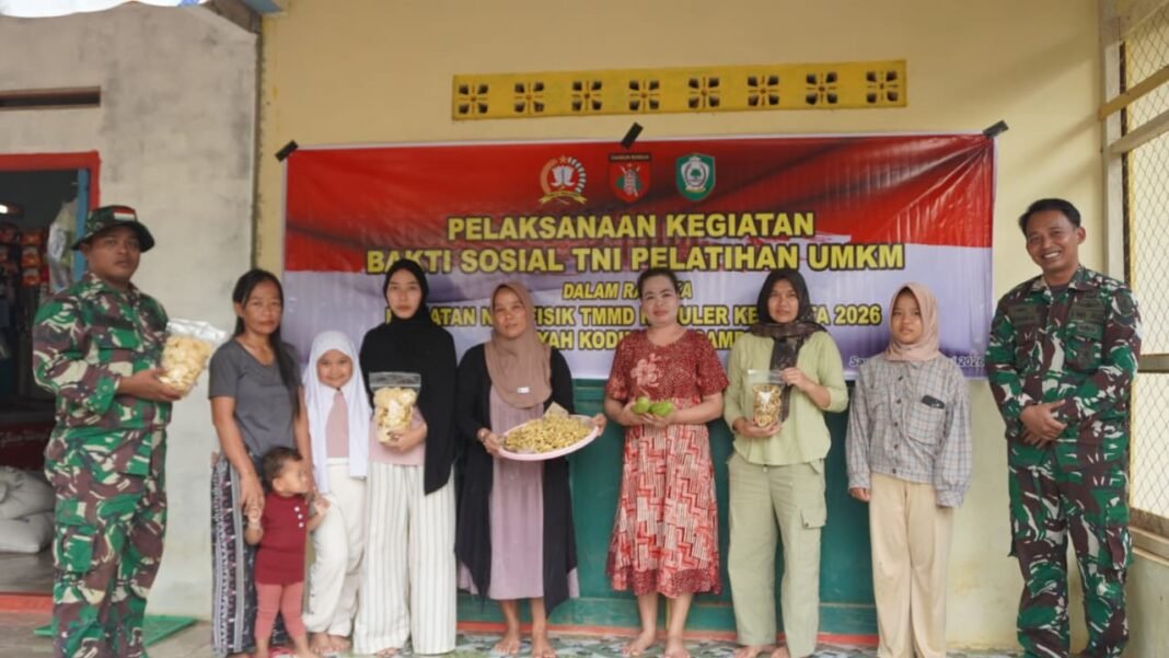 TMMD Ke-127: Mendorong Ekonomi Lokal Melalui Pemasaran Kripik Warga