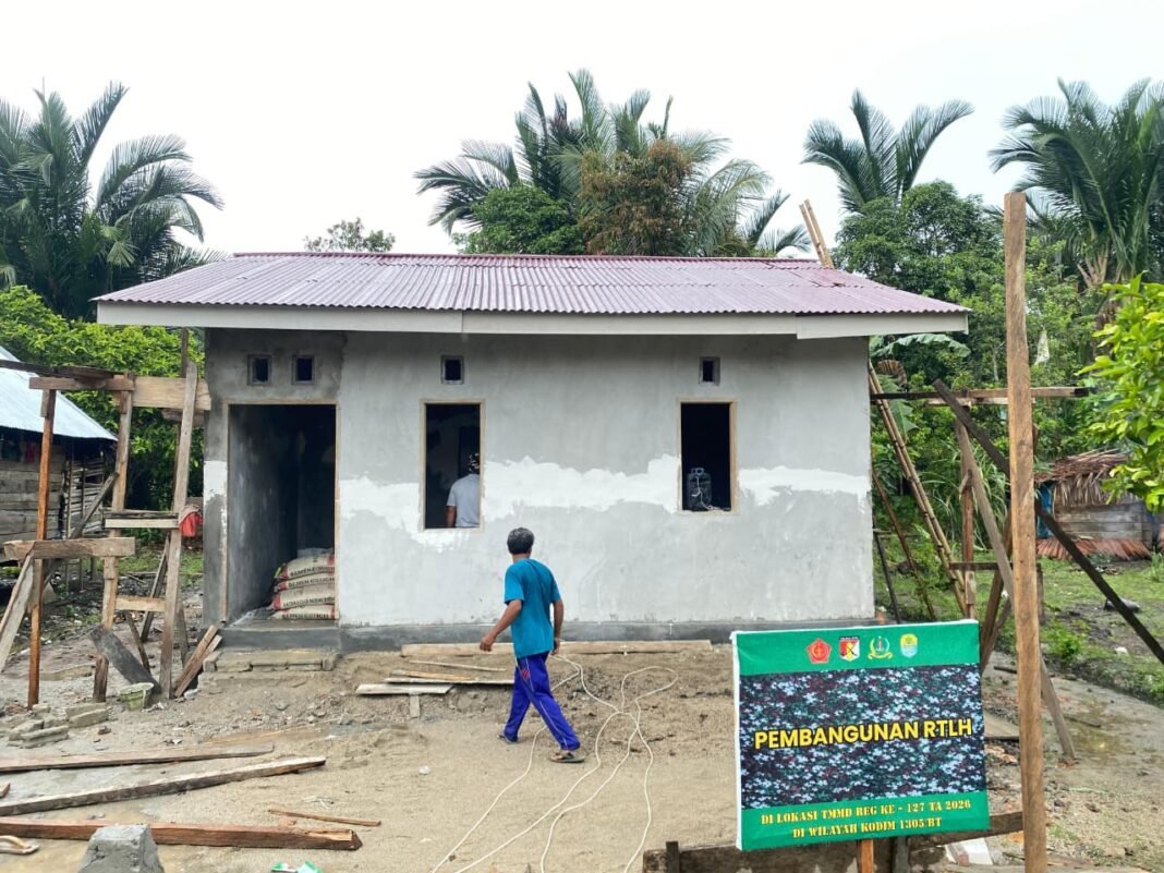 Satgas TMMD 127 Kodim 1305/Buol Tolitoli Teruskan Pembangunan RTLH di Dusun Ogomolobu