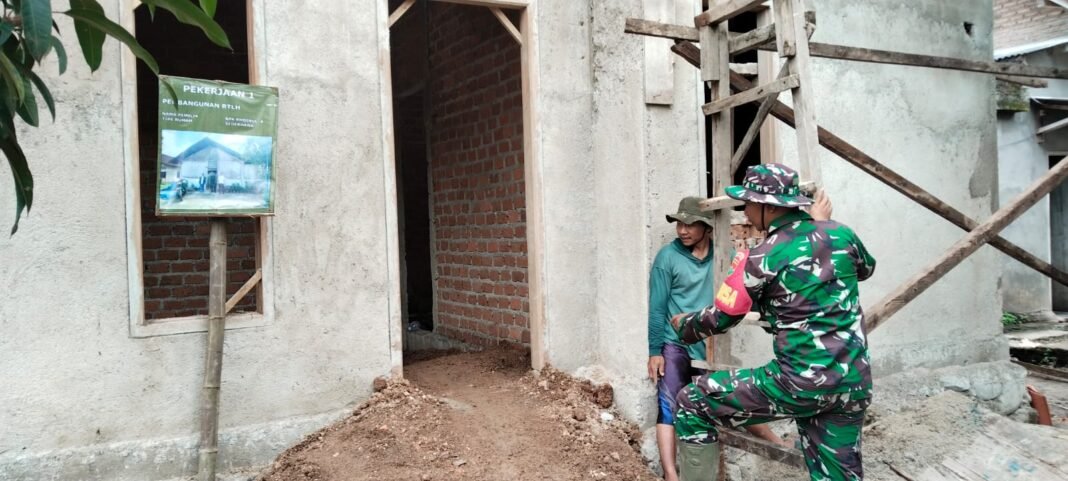 Genteng Dihimpun, Harapan Terpenuhi: Proyek RTLH Bapak Khoirul Anwar Hampir Selesai