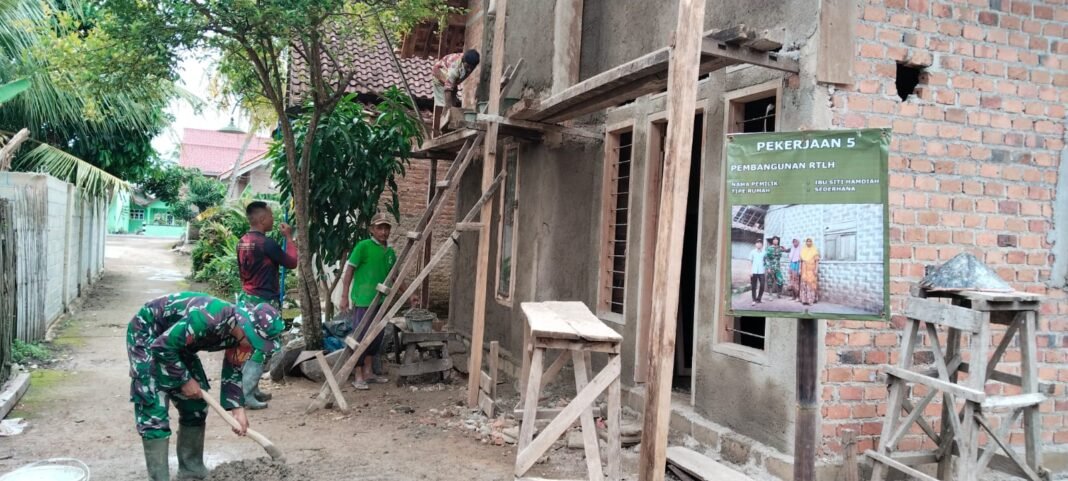 Transformasi Rumah Ibu Siti Hamdiah: Plester Menandakan Perubahan Nyata