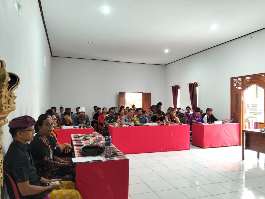 Babinsa Desa Peninjoan Ikuti Evaluasi Perkembangan dan Lomba Desa 2026